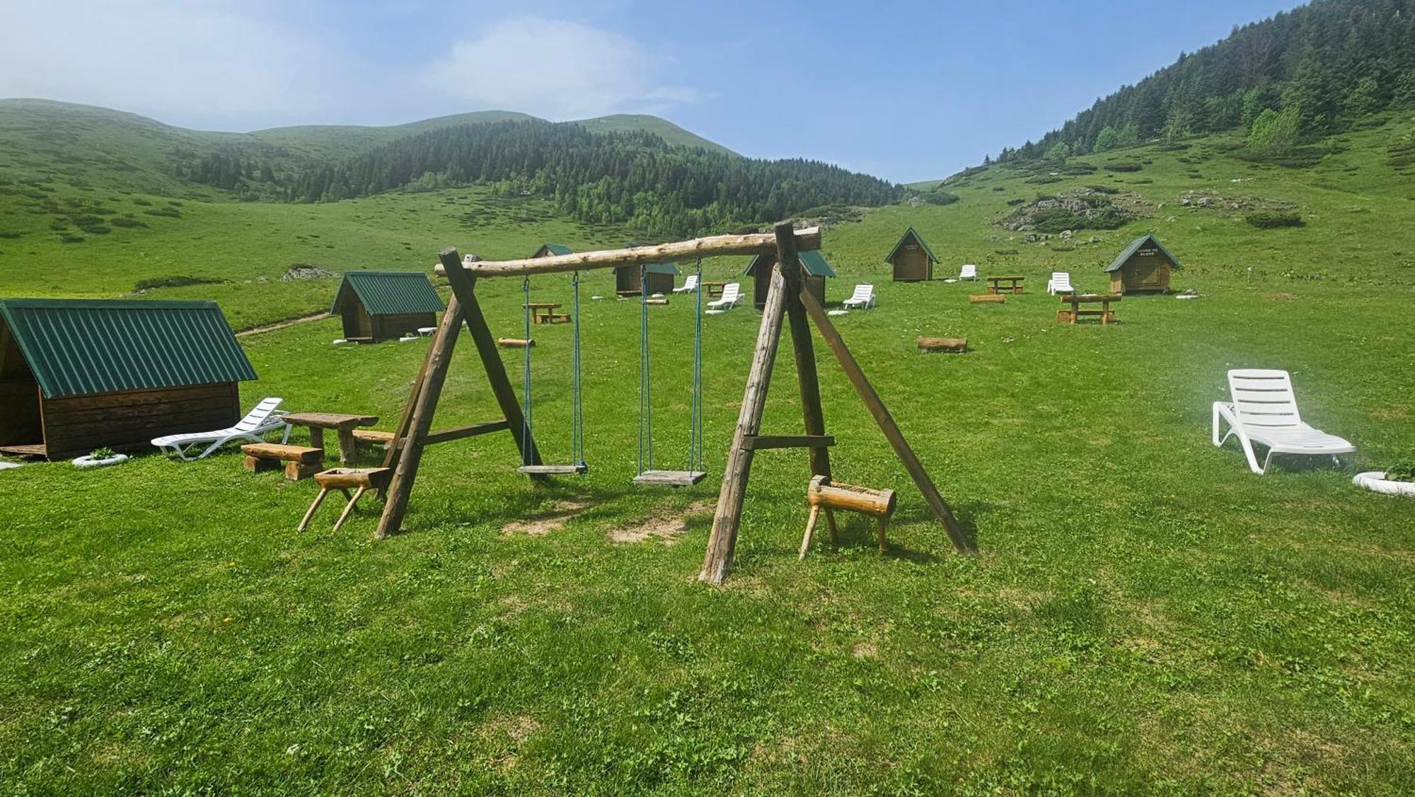 コラシン Rural Household Janketicゲストハウス エクステリア 写真